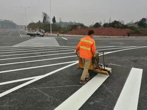 马路箭头设计方案[马路标线箭头尺寸多少]